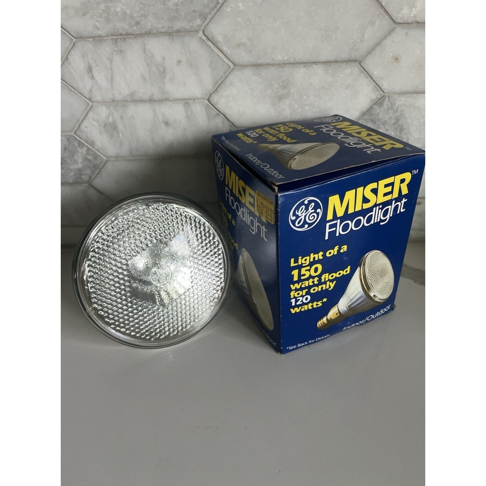 GE Miser 150W Outdoor Flood Light‎ Bulb Heavy Duty 120W Old Stock